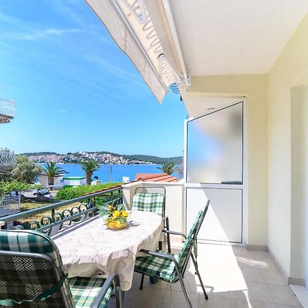 Apartments Vice Trogir Exterior foto
