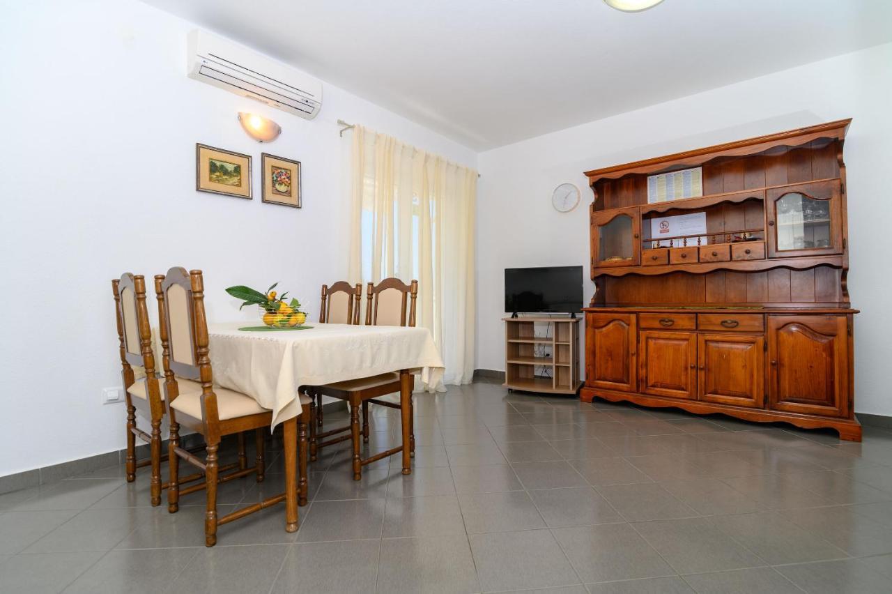 Apartments Vice Trogir Exterior foto