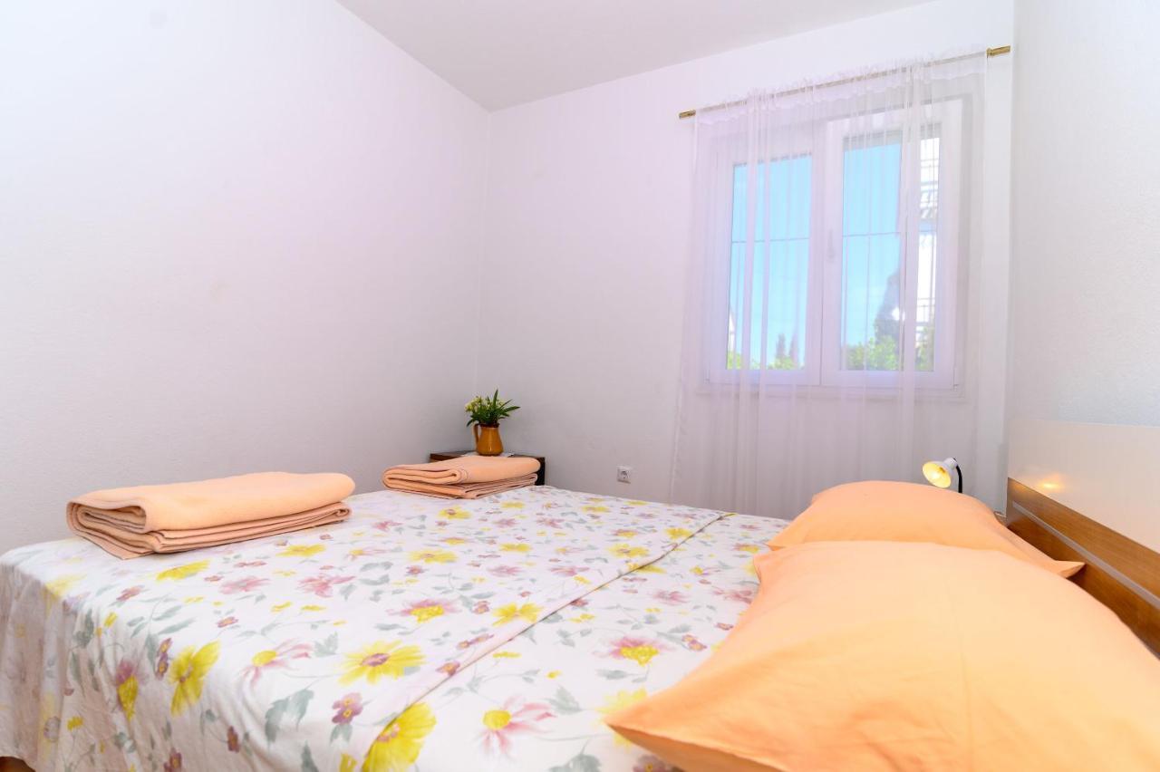 Apartments Vice Trogir Exterior foto