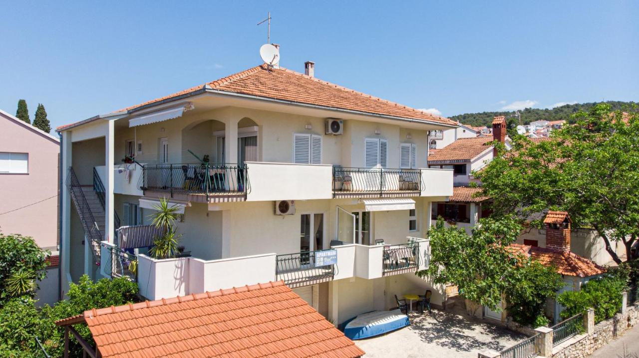 Apartments Vice Trogir Exterior foto