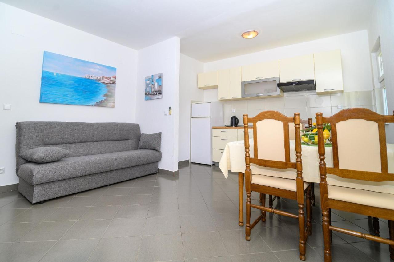 Apartments Vice Trogir Exterior foto
