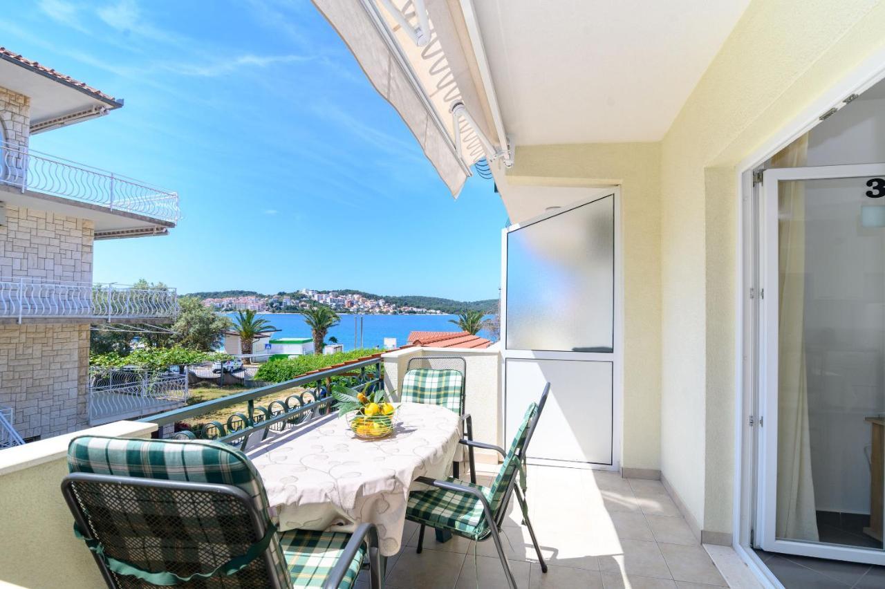 Apartments Vice Trogir Exterior foto